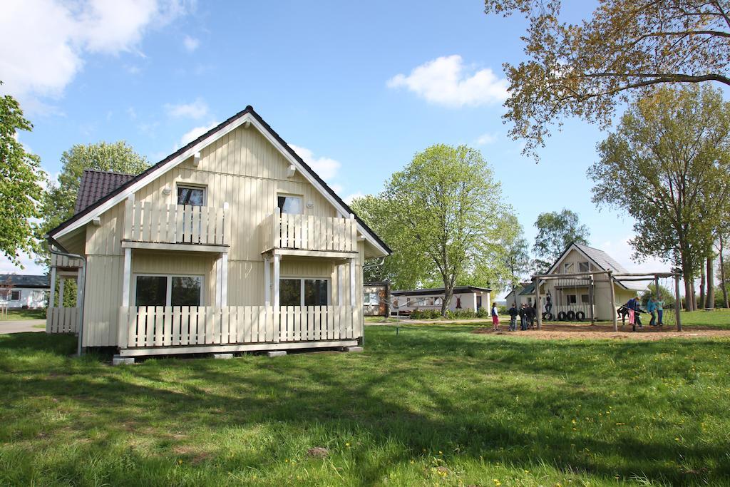Djh Jugendherberge Stralsund Exterior foto