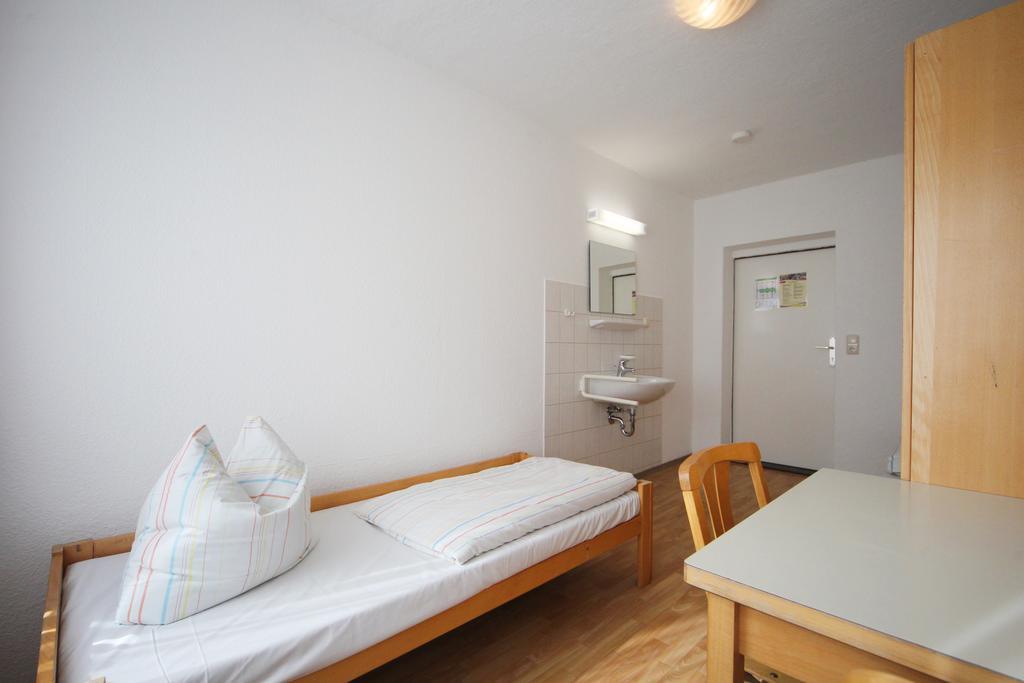 Djh Jugendherberge Stralsund Exterior foto